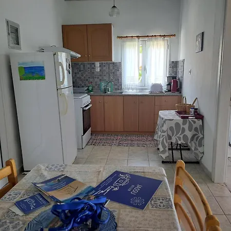 Holiday home Bizos *